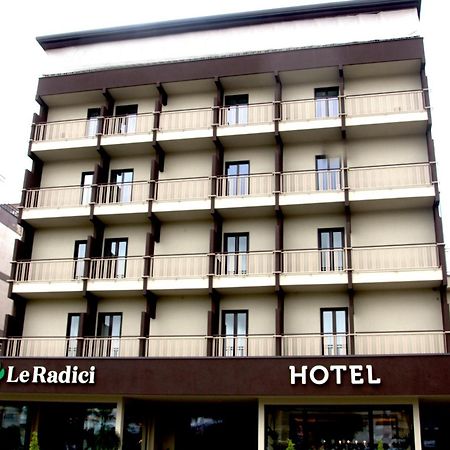 Hotel Commercio 巴蒂帕利亚 外观 照片