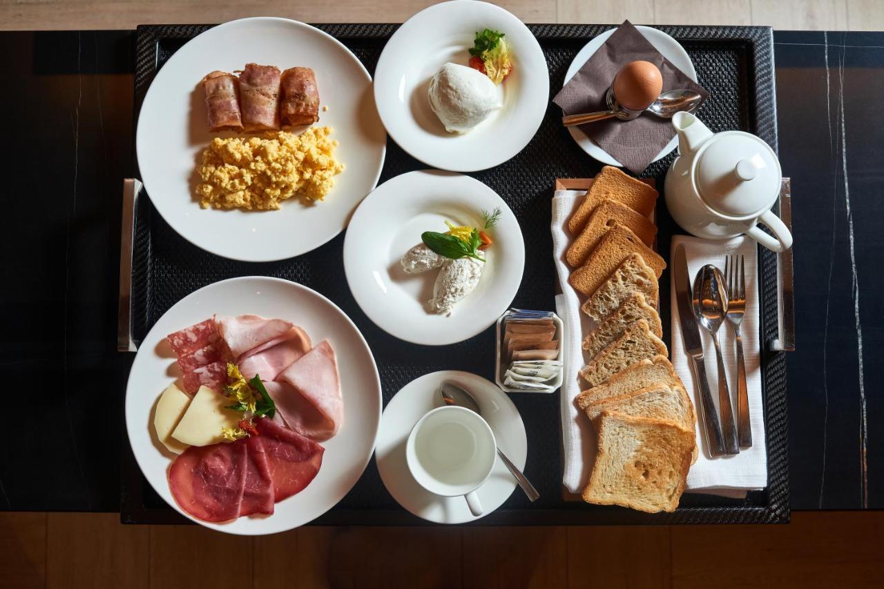Hotel Commercio 巴蒂帕利亚 外观 照片