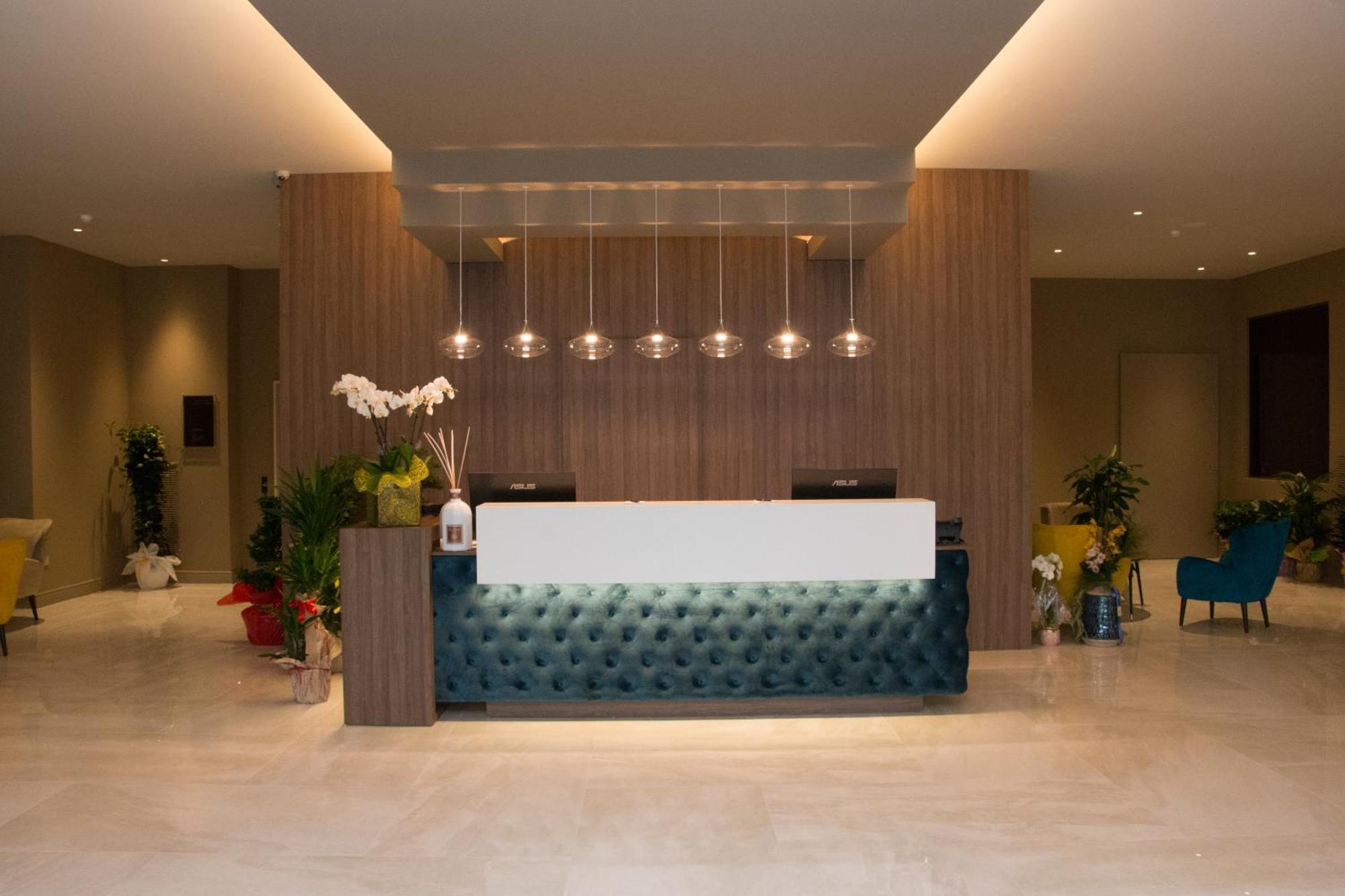 Hotel Commercio 巴蒂帕利亚 外观 照片