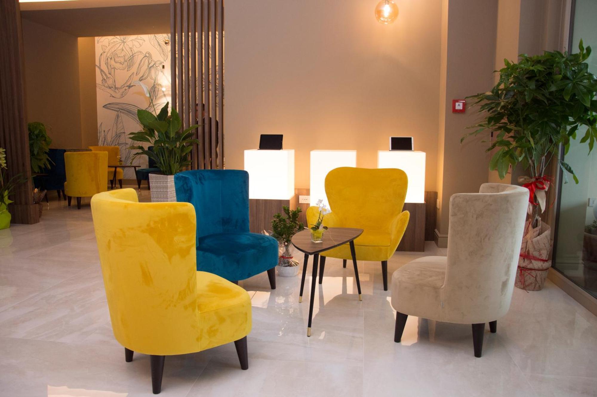 Hotel Commercio 巴蒂帕利亚 外观 照片